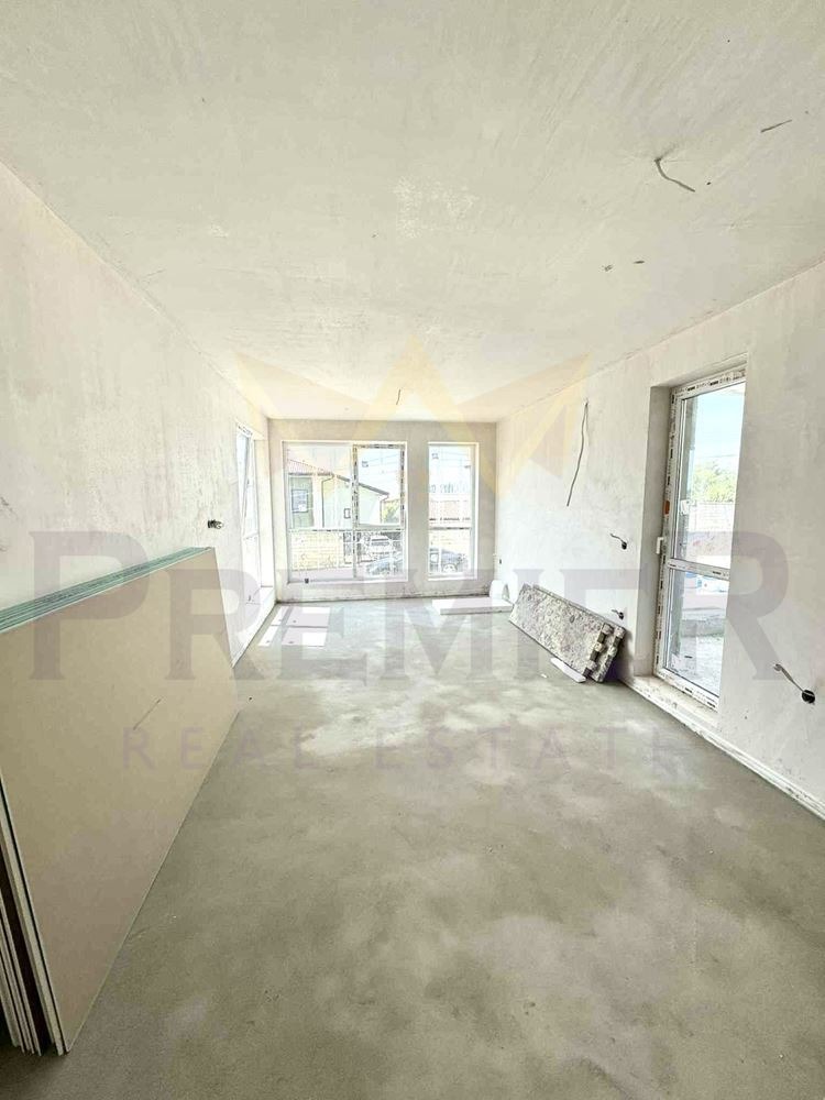 Продава  2-стаен град Варна , Възраждане 3 , 72 кв.м | 45108196
