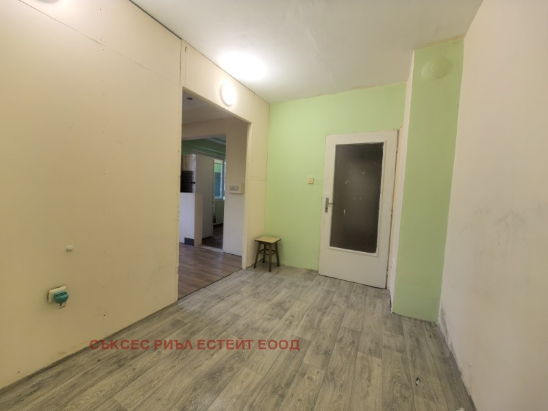 Продава  2-стаен град Варна , Владислав Варненчик 1 , 45 кв.м | 29586842 - изображение [3]