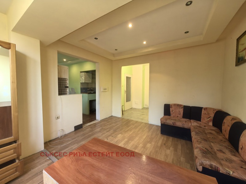 Продава  2-стаен град Варна , Владислав Варненчик 1 , 45 кв.м | 29586842 - изображение [2]
