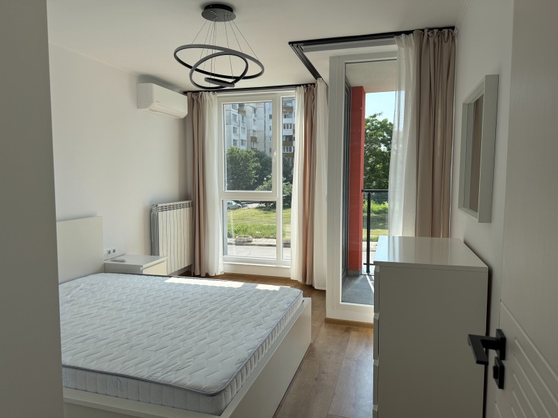 Продава 2-СТАЕН, град София, Левски Г • 195000 € / 381386.85 лв. • 14599930 1