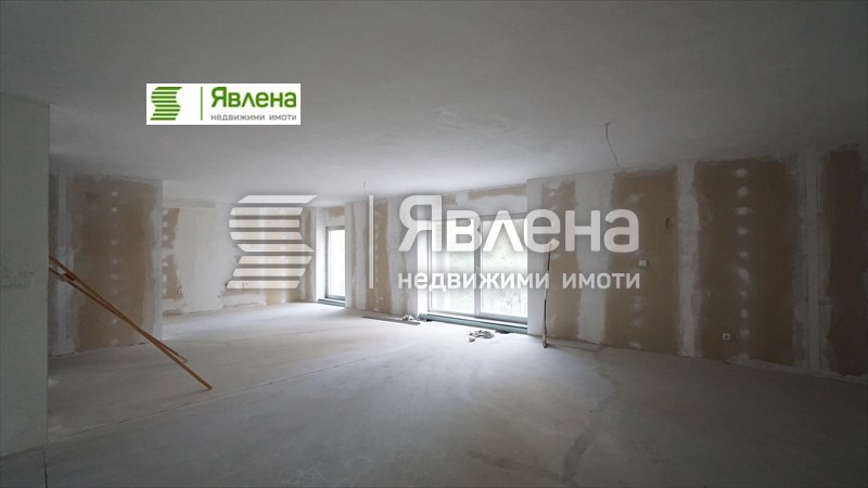 Myytävänä  2 makuuhuonetta Sofia , Iztok , 209 neliömetriä | 95738090 - kuva [6]