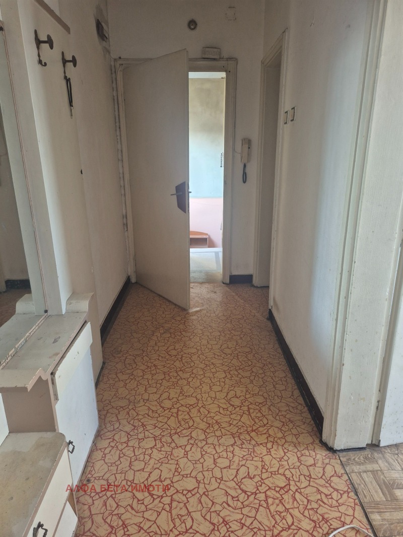 Продава 3-СТАЕН, гр. Стара Загора, Център, снимка 11 - Апартаменти - 52752408