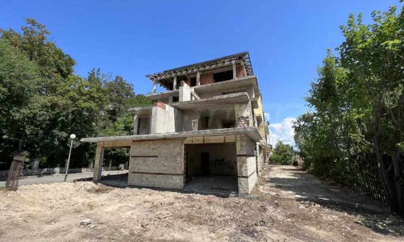 Продава  Магазин, област Благоевград, гр. Банско •  250 000 EUR • ID 79848488 — holmes.bg - [1] 