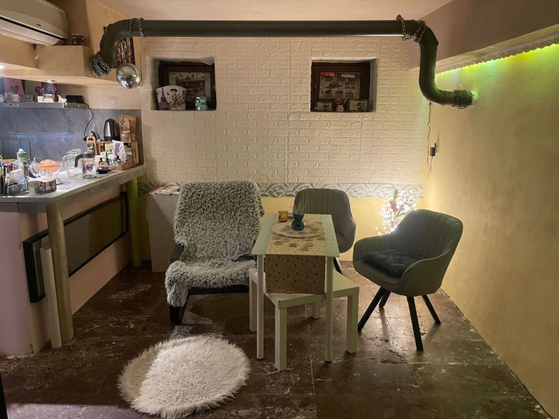 Продава 3-СТАЕН в град София, Център - 60 кв.м / 270 000 € » 528 074.10 лв., РИНКОВ ЕСТЕЙТС