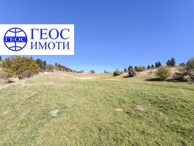 Terra Momtchilovci, região Smolyan 1