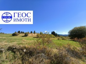 Terra Momtchilovci, região Smolyan 4