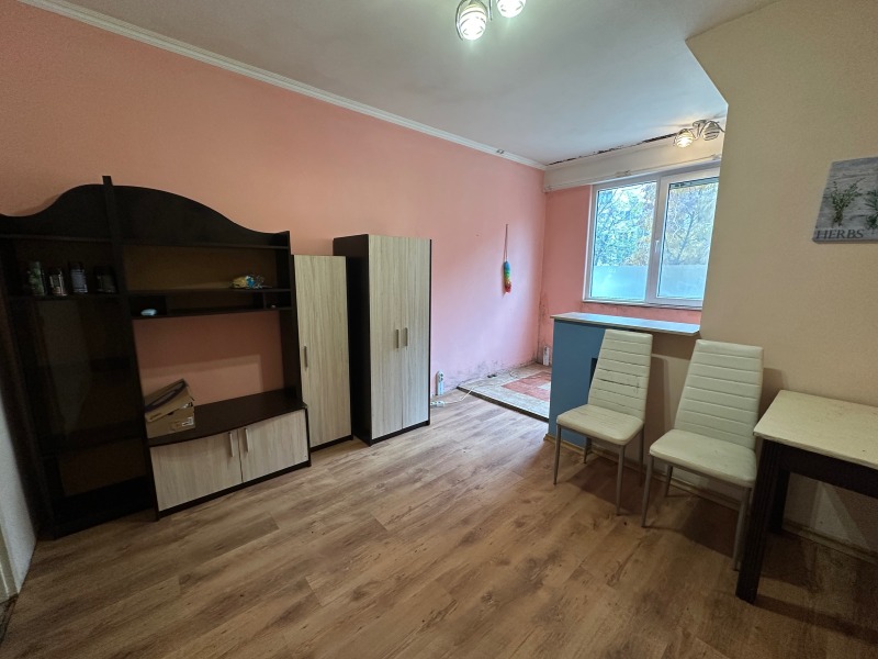 Продава 1-СТАЕН, гр. София, Сухата река, снимка 2 - Апартаменти - 52346192