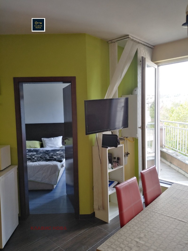 Продаја  1 спаваћа соба Софија , Карпузица , 56 м2 | 62380493
