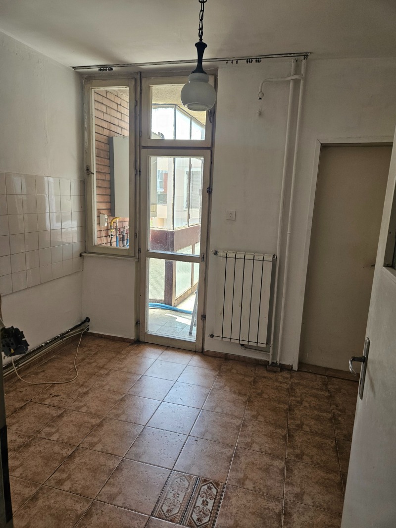 De vânzare  2 dormitoare Sofia , Pavlovo , 125 mp | 43392605 - imagine [16]