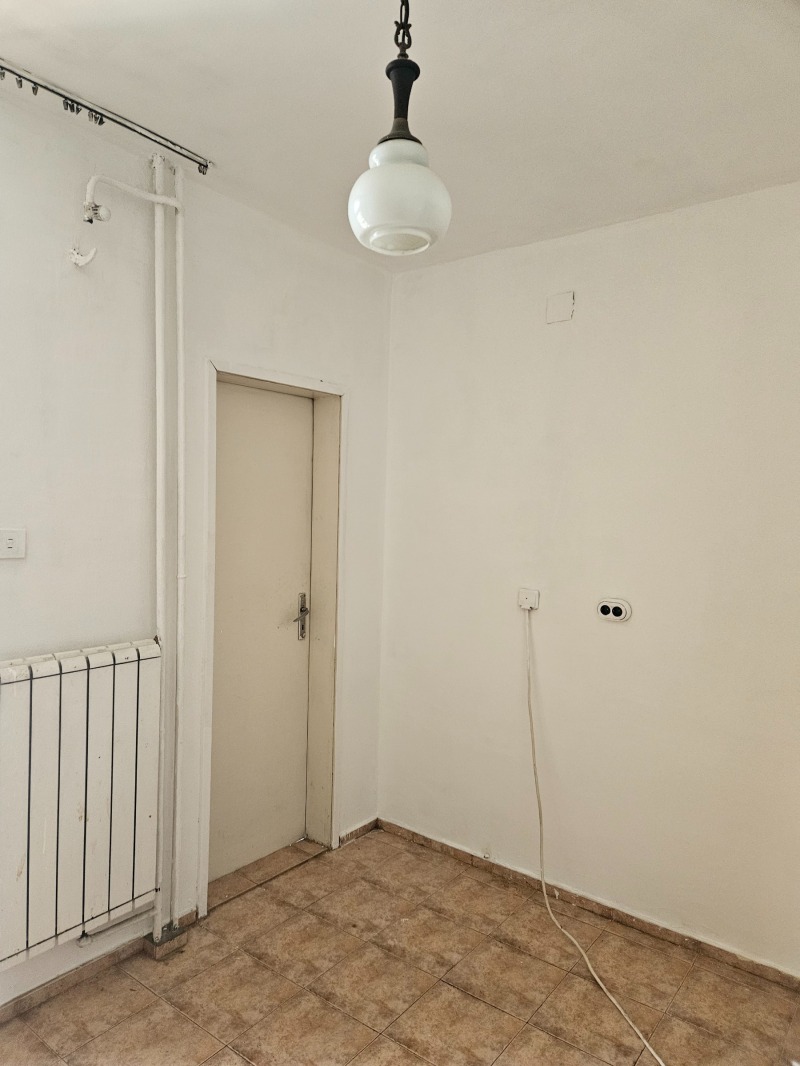 De vânzare  2 dormitoare Sofia , Pavlovo , 125 mp | 43392605 - imagine [14]