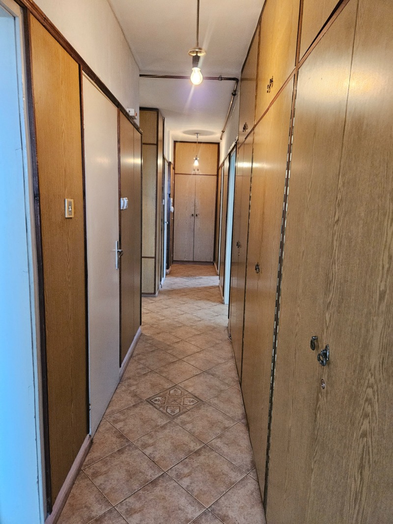 De vânzare  2 dormitoare Sofia , Pavlovo , 125 mp | 43392605 - imagine [9]