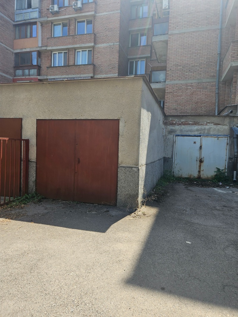 De vânzare  2 dormitoare Sofia , Pavlovo , 125 mp | 43392605 - imagine [13]