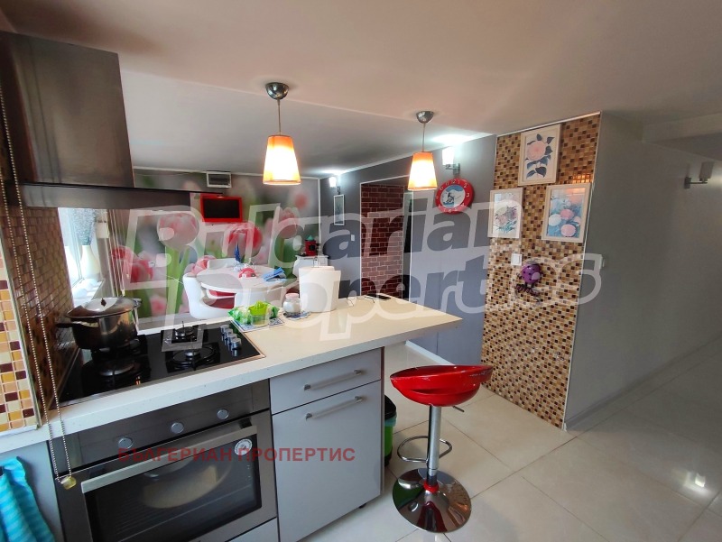 Продава КЪЩА, с. Тимарево, област Шумен, снимка 16 - Къщи - 53339795