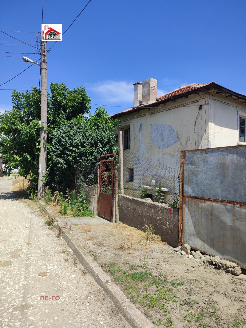 Продава КЪЩА, с. Ивайло, област Пазарджик, снимка 1 - Къщи - 43294397