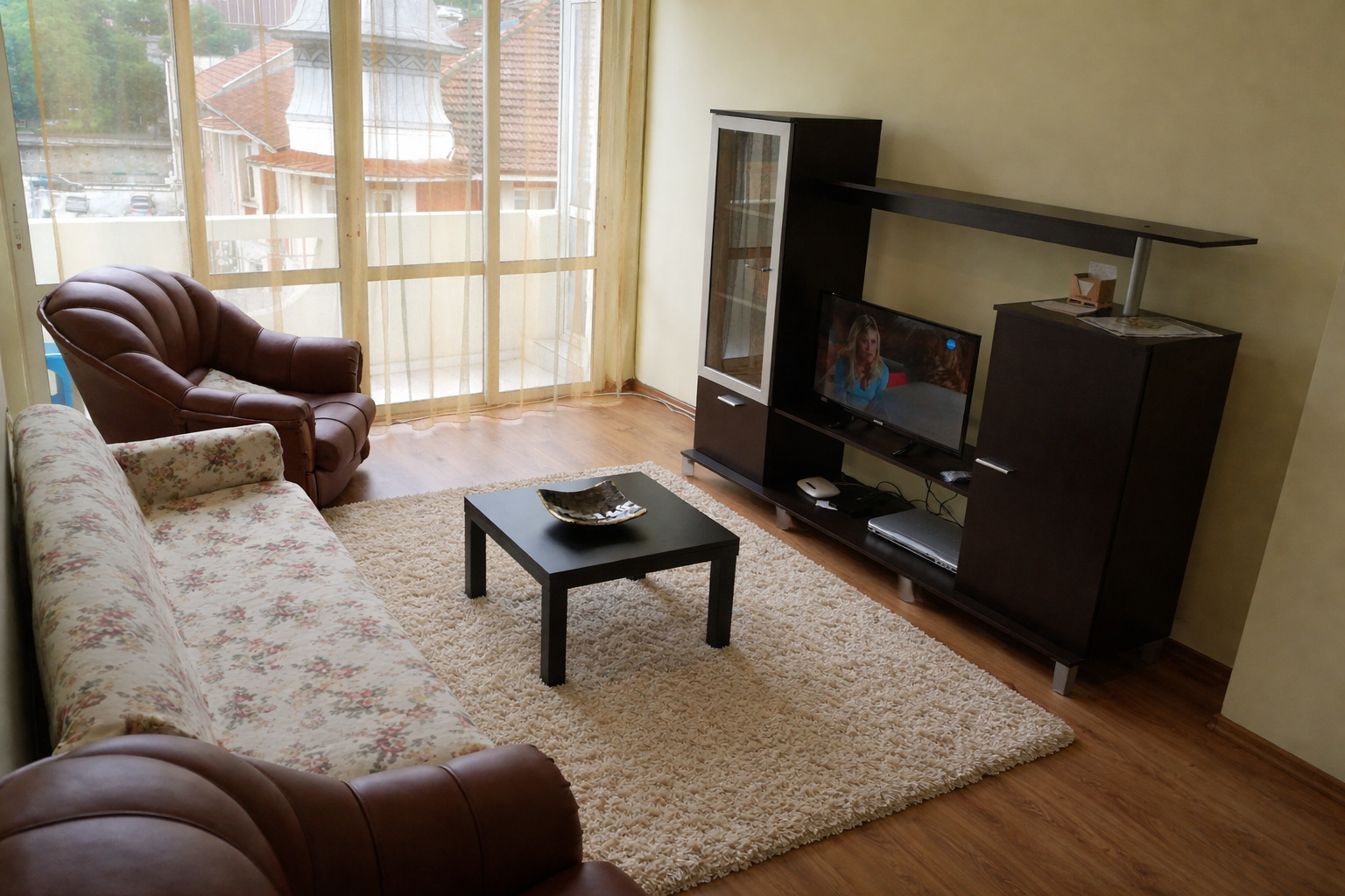 Продава 2-СТАЕН, гр. Габрово, Център, снимка 2 - Апартаменти - 54046769