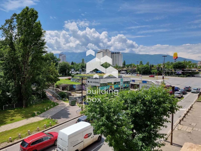 Na prodej  2 ložnice Sofia , Centar , 107 m2 | 47142979 - obraz [3]