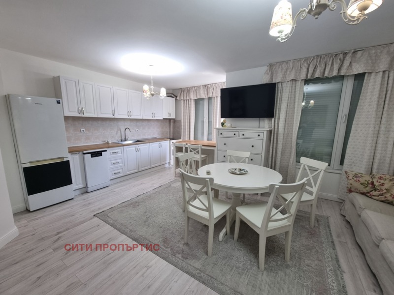 Till salu  2 sovrum Blagoevgrad , Idealen centar , 102 kvm | 91840504