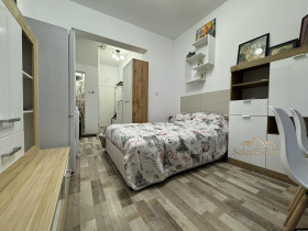 Studie Tsentar, Veliko Tarnovo 1