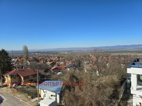 Talo Lozen, Sofia