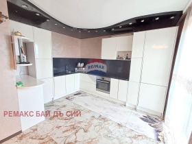 ����� ������� ����,���� �����, �-� ���� ���>