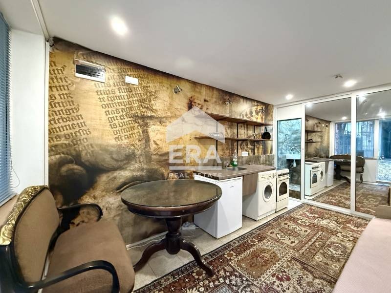 Na prodej  1 ložnice Sofia , Centar , 50 m2 | 45507746 - obraz [2]
