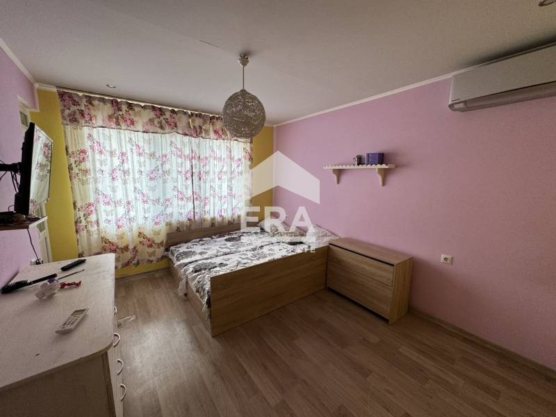 Продава  2-стаен град Силистра , Център , 52 кв.м | 48985770