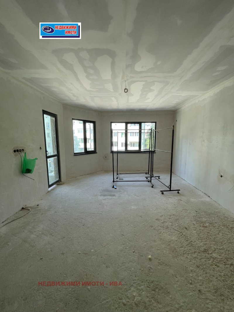 На продаж  1 спальня Велико Търново , Колю Фичето , 89 кв.м | 11915480 - зображення [2]