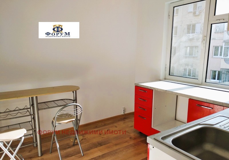 Продава 2-СТАЕН, гр. Пловдив, Тракия