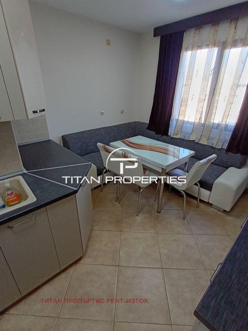 Продава 3-СТАЕН, гр. Бургас, Славейков, снимка 2 - Апартаменти - 52873566