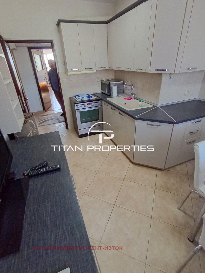 Продава 3-СТАЕН, гр. Бургас, Славейков, снимка 3 - Апартаменти - 52873566