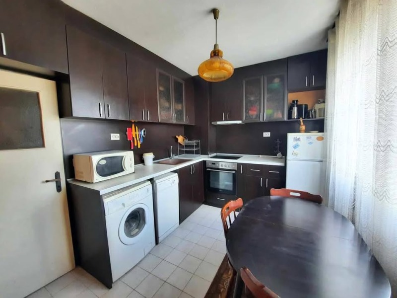 Продава  Многостаен град Шумен , Пазара , 118 кв.м | 51201666