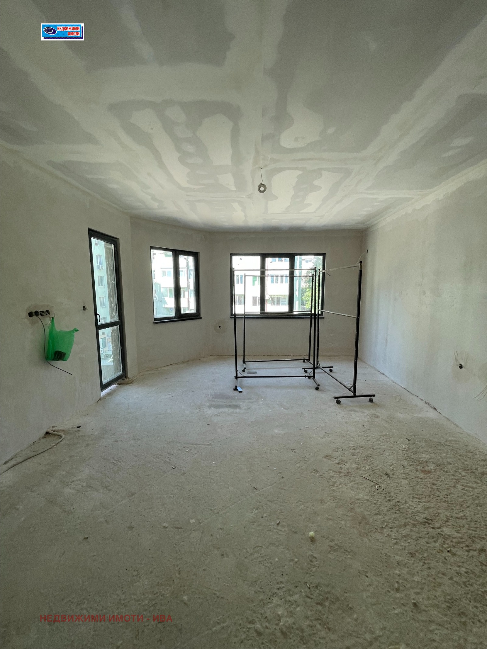 Продава 2-СТАЕН, гр. Велико Търново, Колю Фичето, снимка 3 - Апартаменти - 51390277