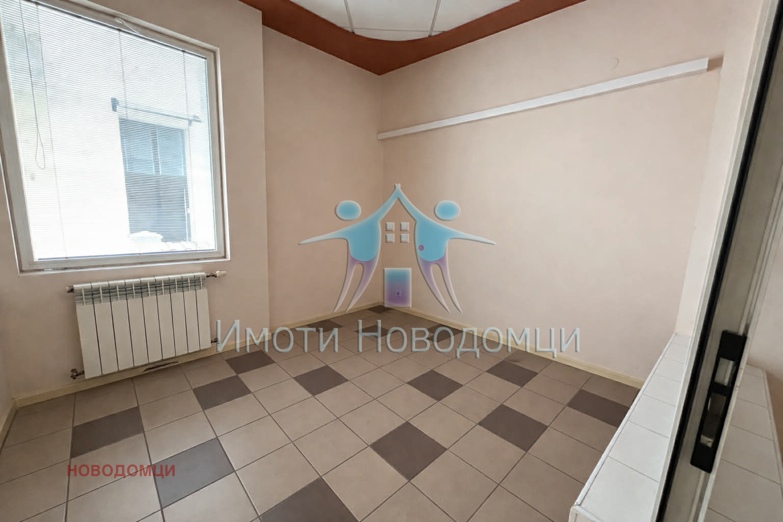 Продава ЕТАЖ ОТ КЪЩА, гр. Шумен, Център, снимка 3 - Етаж от къща - 53901341