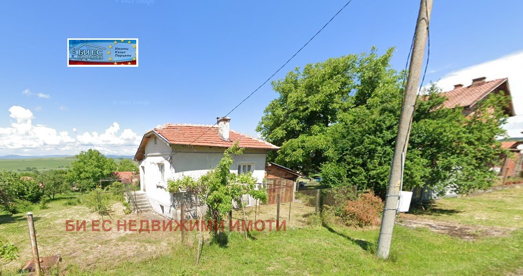 Продава КЪЩА, с. Вискяр, област Перник