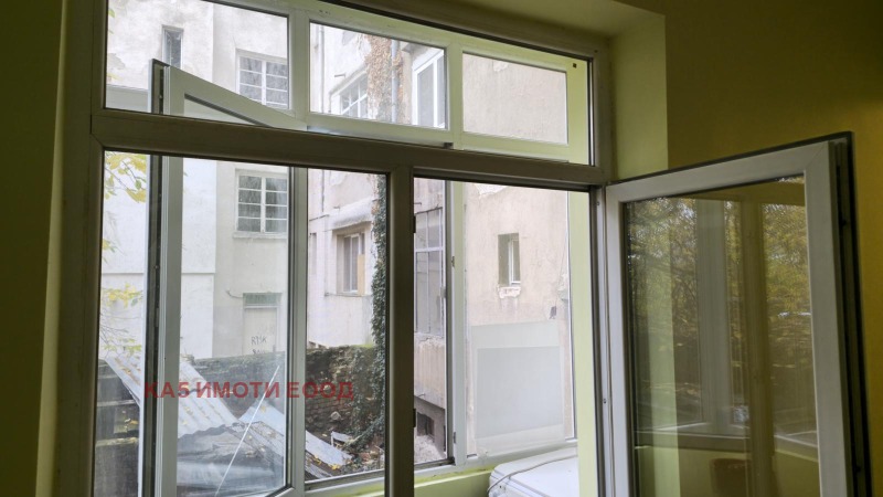 Продава 1-СТАЕН, гр. София, Център, снимка 10 - Апартаменти - 53413898