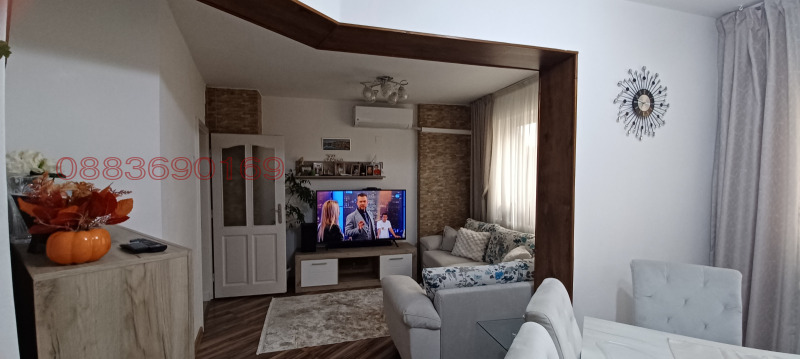 Продава  3-стаен град Варна , Погреби , 81 кв.м | 59959290 - изображение [2]