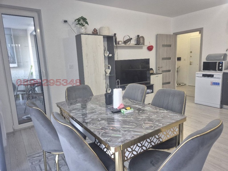 Продава 3-СТАЕН, гр. Шумен, Боян Българанов 2, снимка 2 - Апартаменти - 53278203