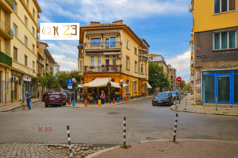 Продава МНОГОСТАЕН, гр. София, Център