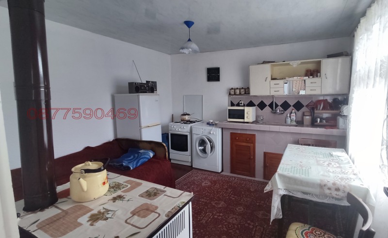 Продава КЪЩА, с. Алваново, област Търговище, снимка 8 - Къщи - 52783725