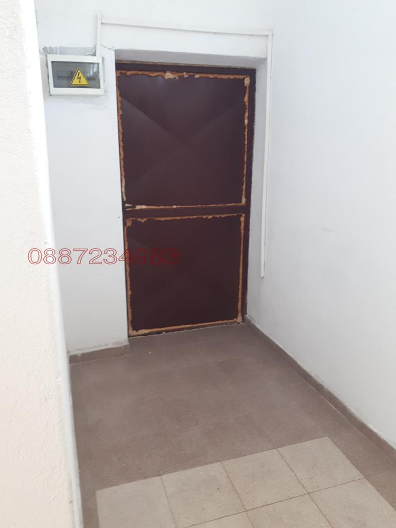 Продава МАГАЗИН, гр. Берковица, област Монтана, снимка 9 - Магазини - 52783935