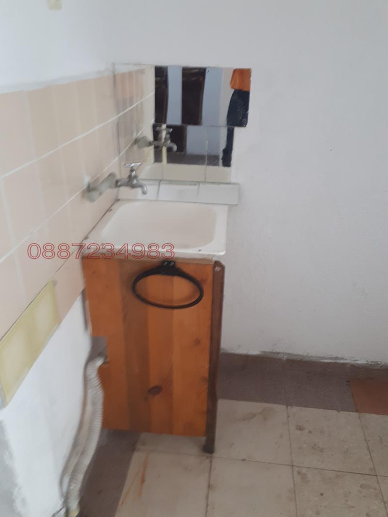 Продава МАГАЗИН, гр. Берковица, област Монтана, снимка 12 - Магазини - 52783935