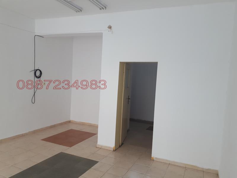 Продава МАГАЗИН, гр. Берковица, област Монтана, снимка 14 - Магазини - 52783935