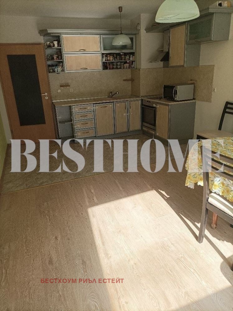 Продава  2-стаен град Варна , Левски 1 , 67 кв.м | 68566078