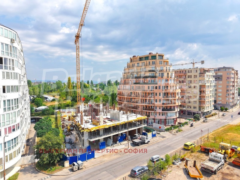 Продава 3-СТАЕН, гр. София, Люлин 6, снимка 3 - Апартаменти - 52707656