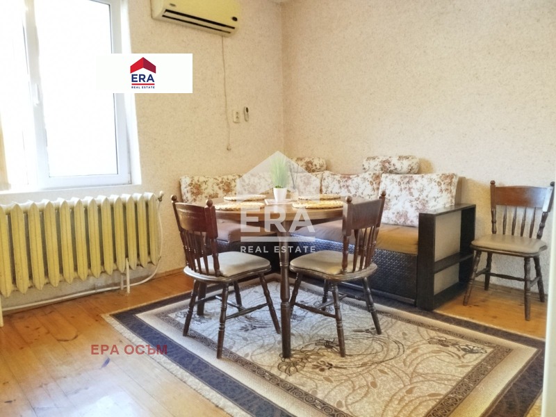 Продава 4-СТАЕН, гр. Ловеч, Център, снимка 2 - Апартаменти - 56113387