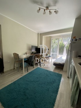 1 quarto m-t Dolna Traka, Varna