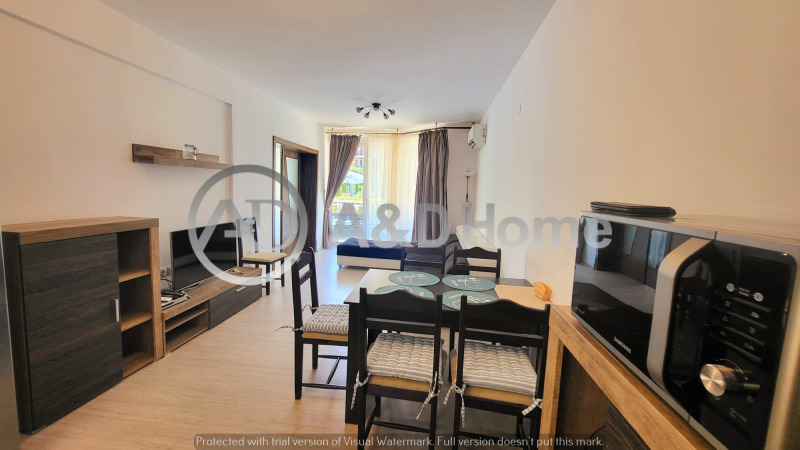 À venda  2 quartos região Burgas , k.k. Slantchev briag , 104 m² | 38249021