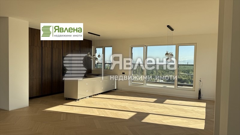 Myytävänä  3+ makuuhuone Sofia , Vitoša , 532 neliömetriä | 94344439 - kuva [2]
