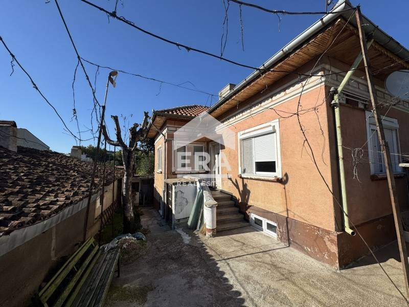 Продава КЪЩА, гр. Силистра, Център