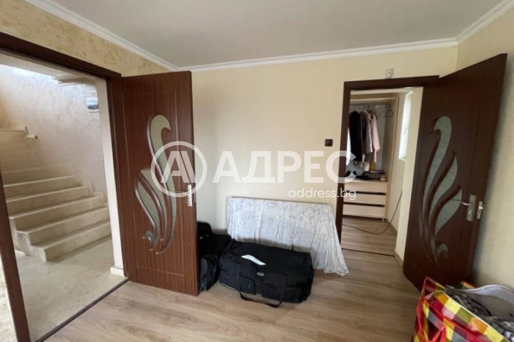Продава КЪЩА, гр. София, Орландовци, снимка 4 - Къщи - 54604210